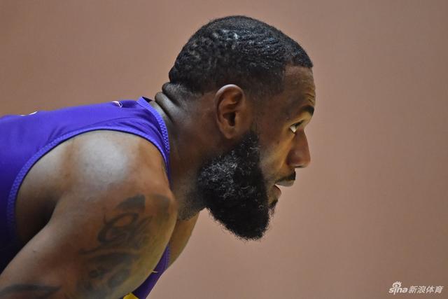 意甲-卡卢卢处子球 尤文图斯1-1战平亚特兰大