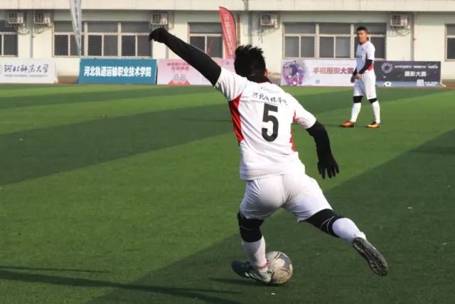 CBA夏联-刘家昕17分青岛击败江苏 刘泽希10+10